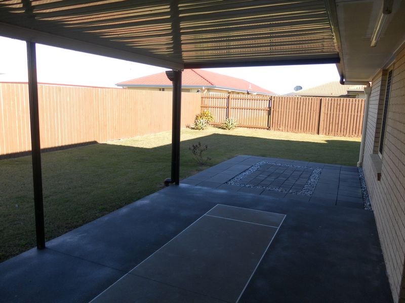32 Bounty Circuit, ELI WATERS, QLD 4655 AUS
