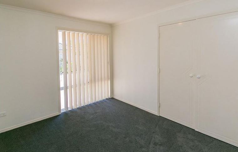 10 Cleo Court, TORQUAY, QLD 4655 AUS