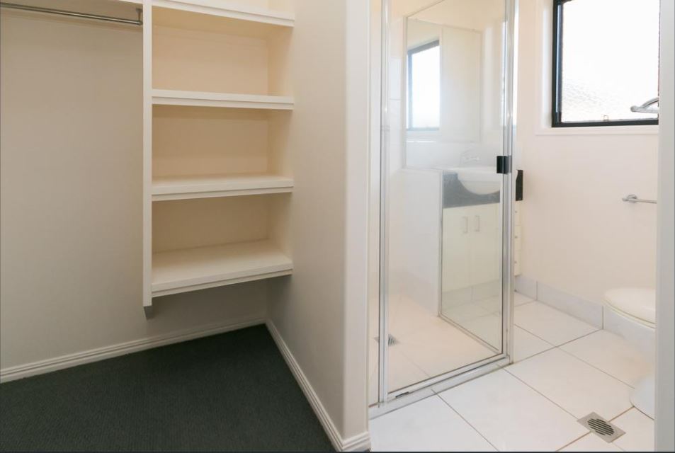 24 Bounty Circuit, ELI WATERS, QLD 4655 AUS