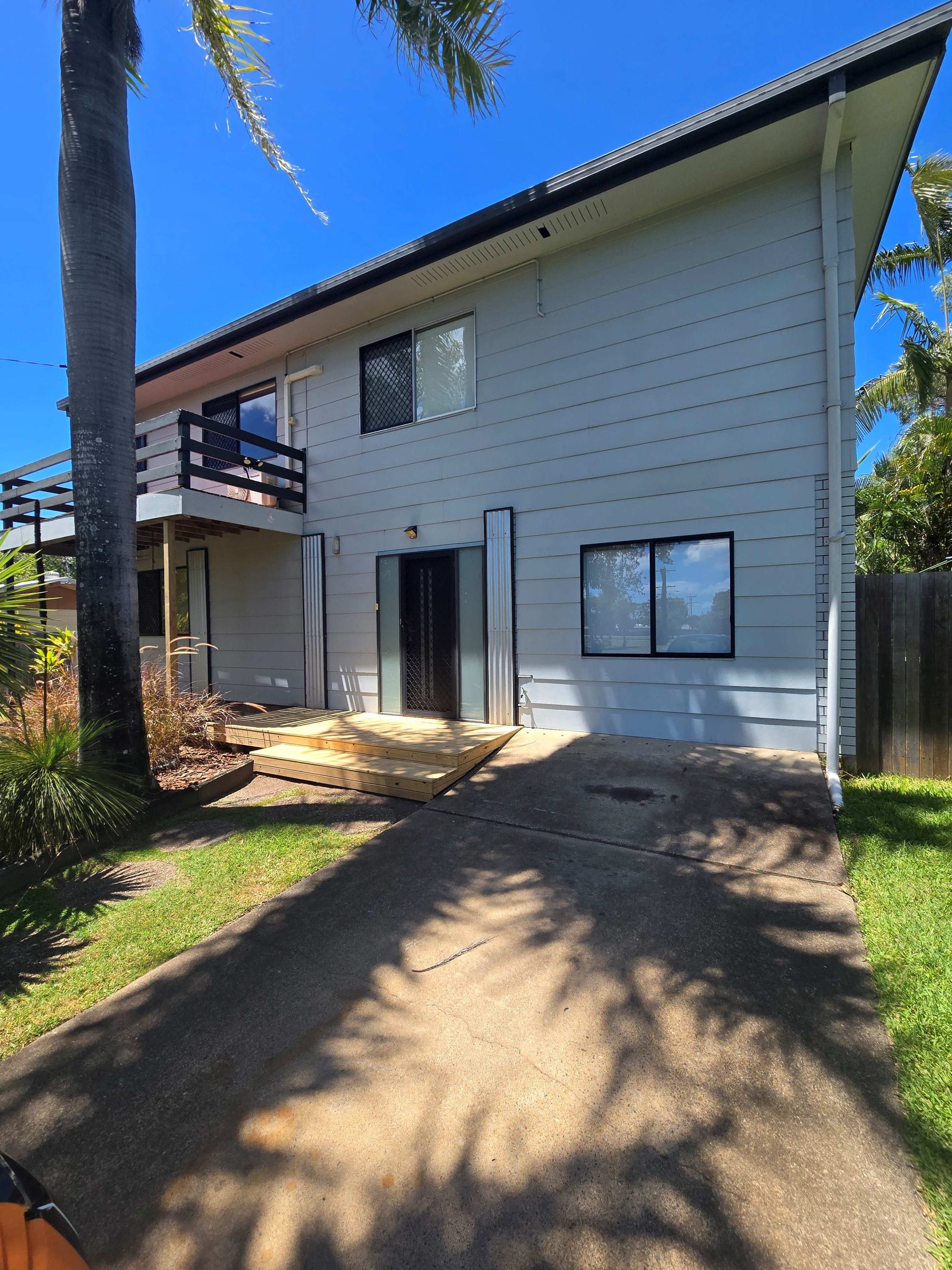 98 Hammond Street, URANGAN, QLD 4655 AUS