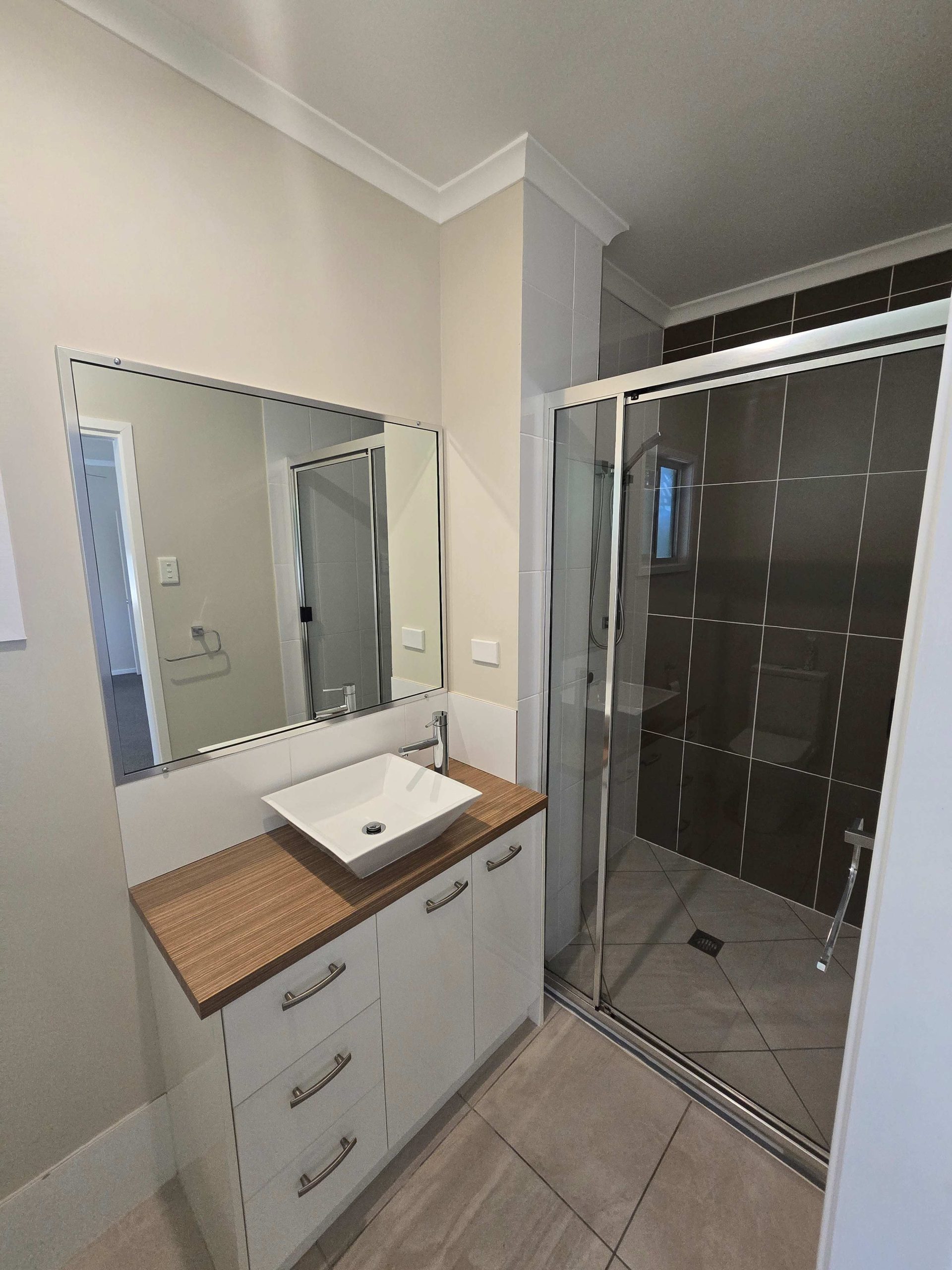 98 Hammond Street, URANGAN, QLD 4655 AUS