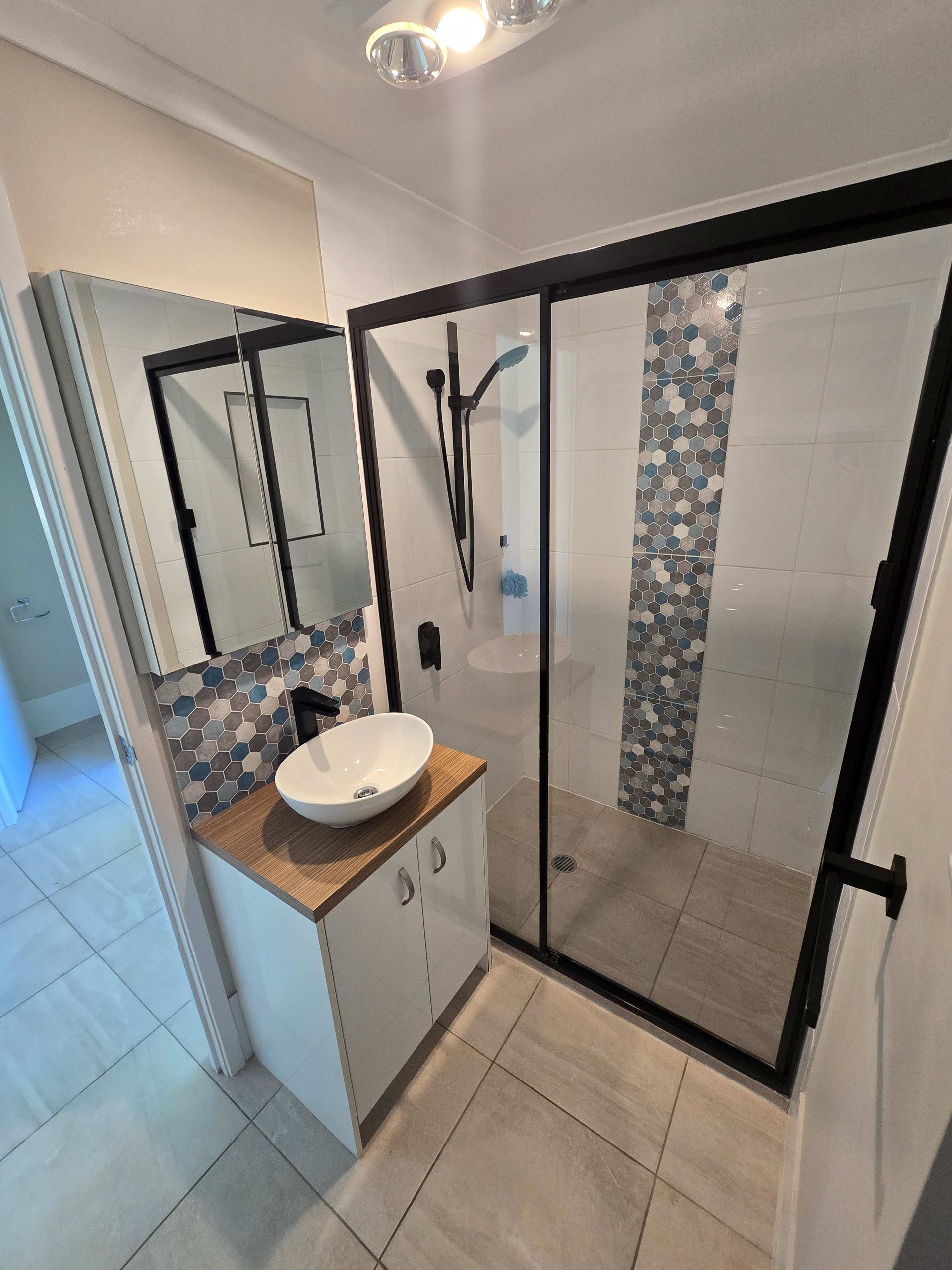 98 Hammond Street, URANGAN, QLD 4655 AUS