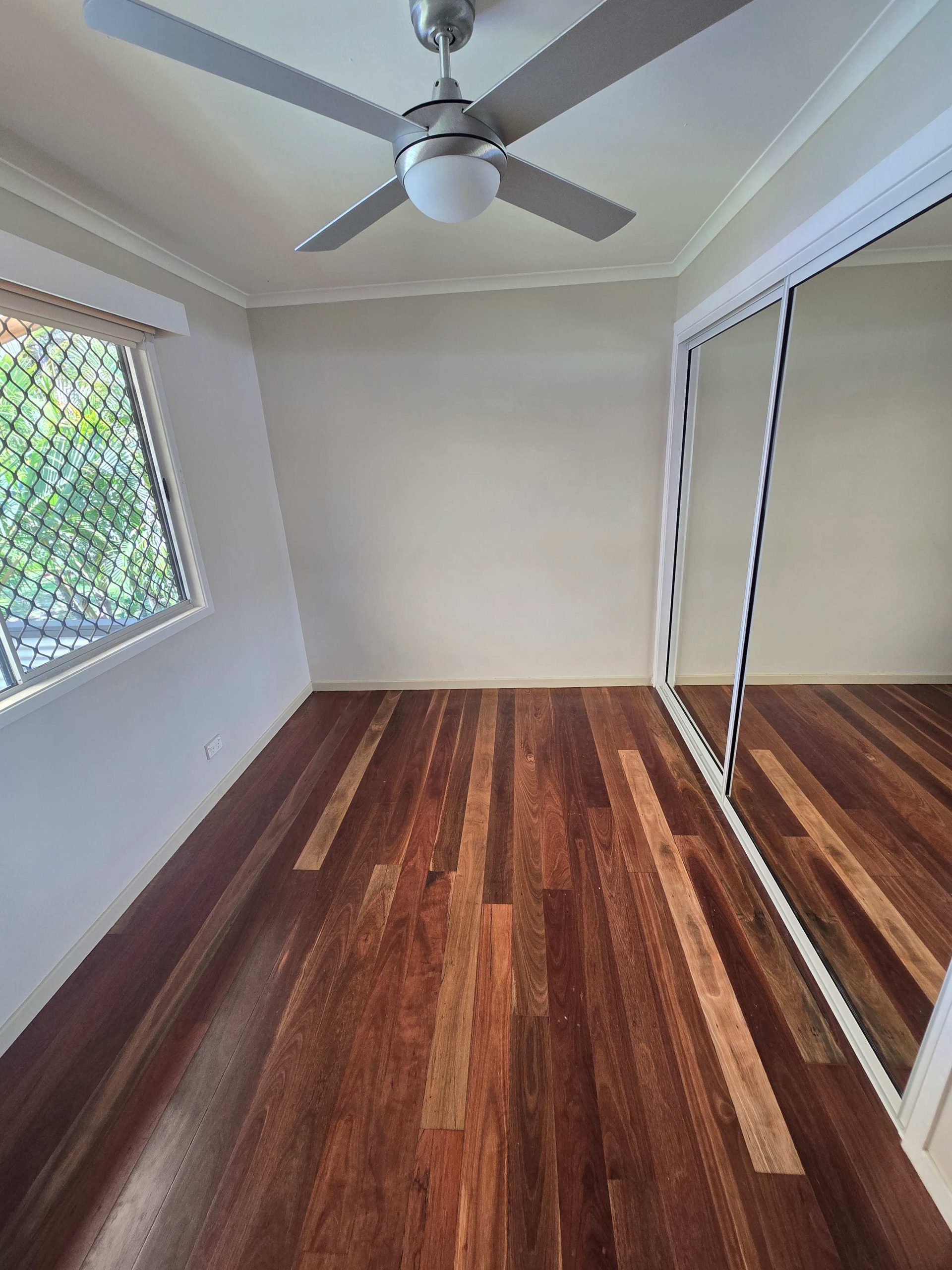 98 Hammond Street, URANGAN, QLD 4655 AUS