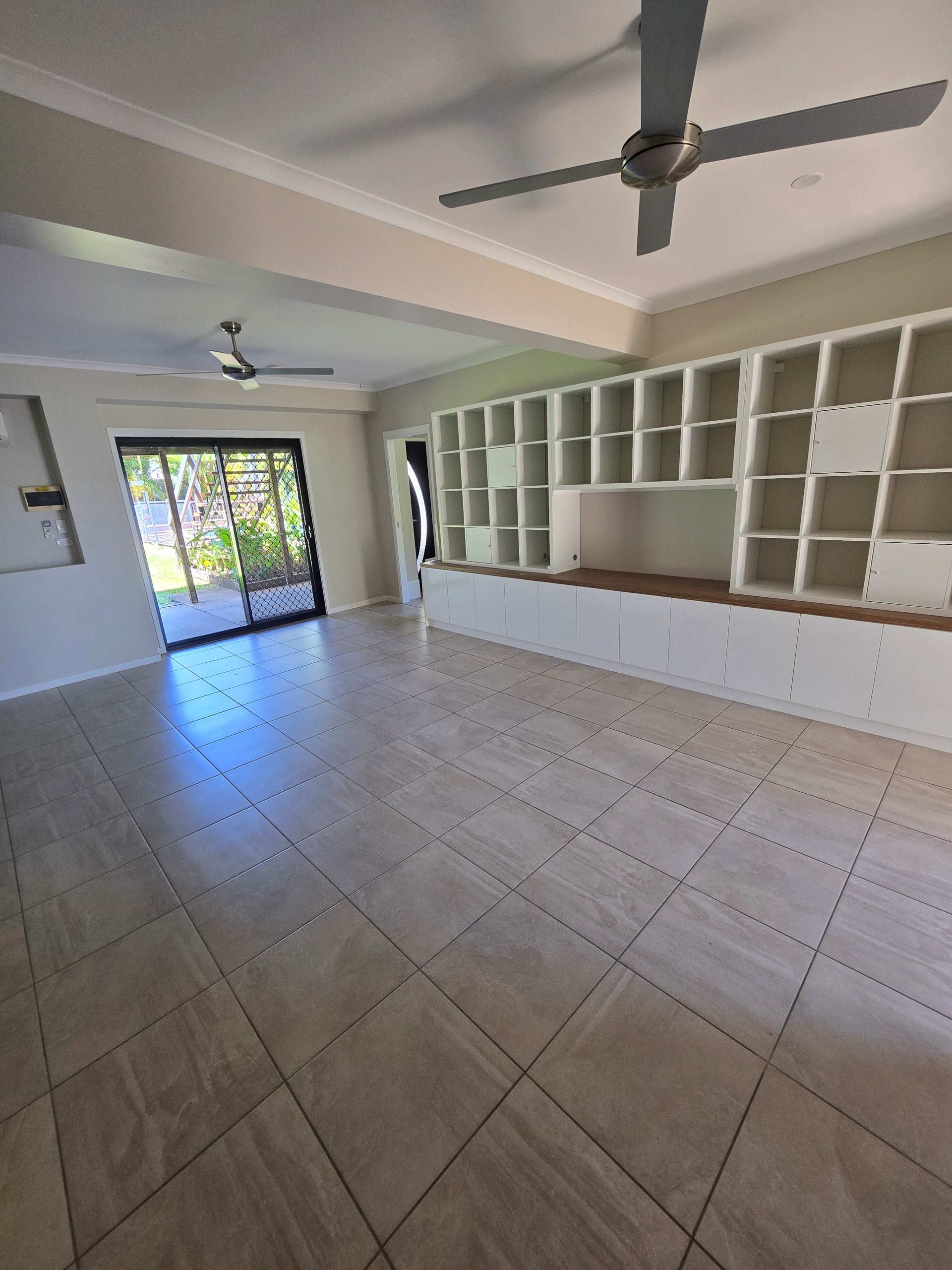 98 Hammond Street, URANGAN, QLD 4655 AUS