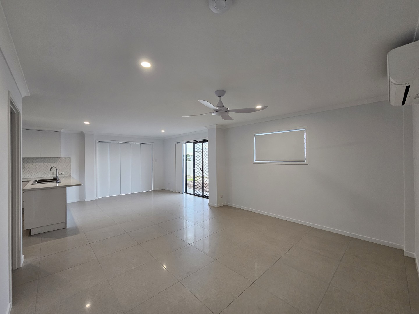 16 Fathom Court, BURRUM HEADS, QLD 4659 AUS