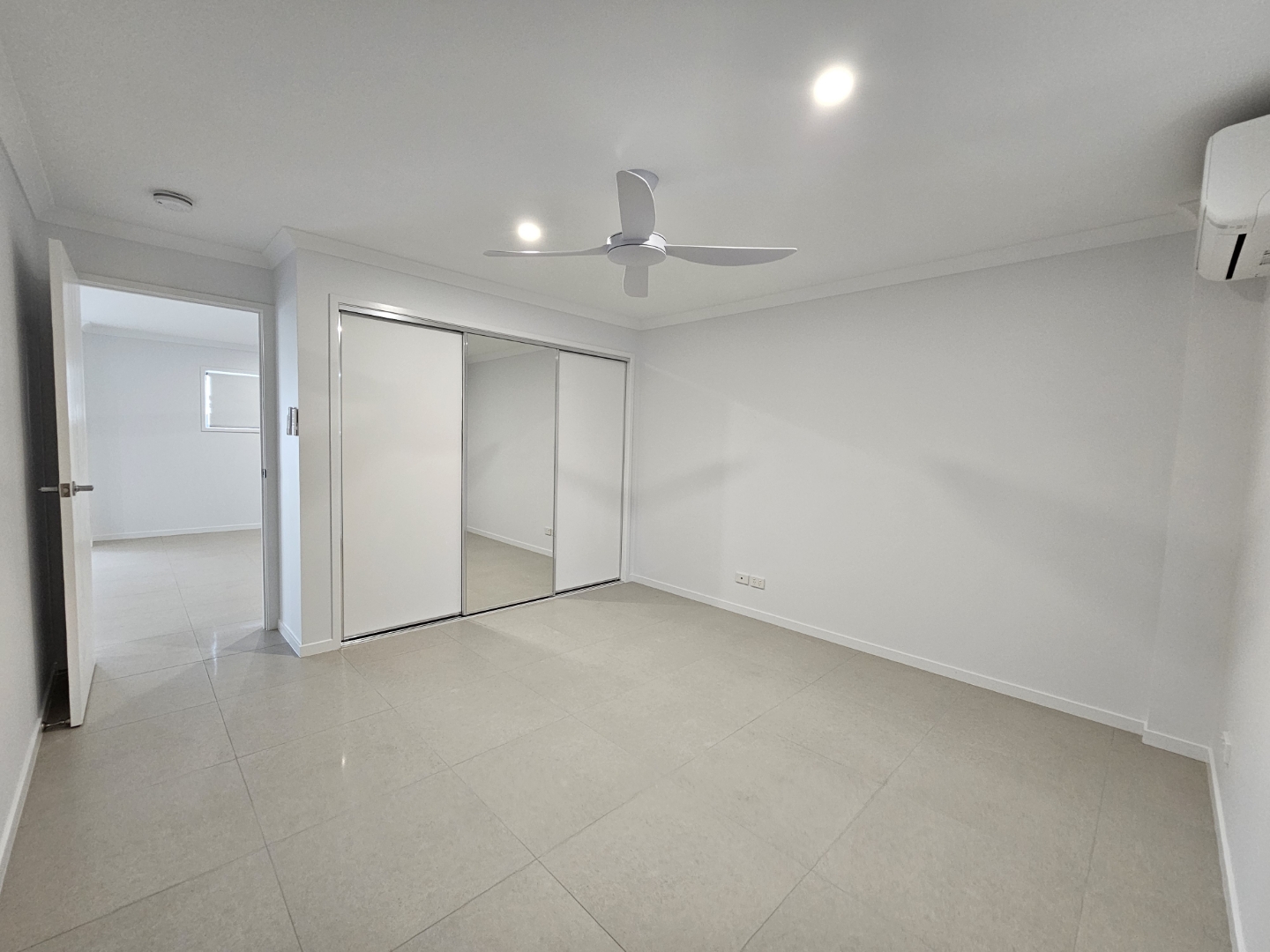 16 Fathom Court, BURRUM HEADS, QLD 4659 AUS