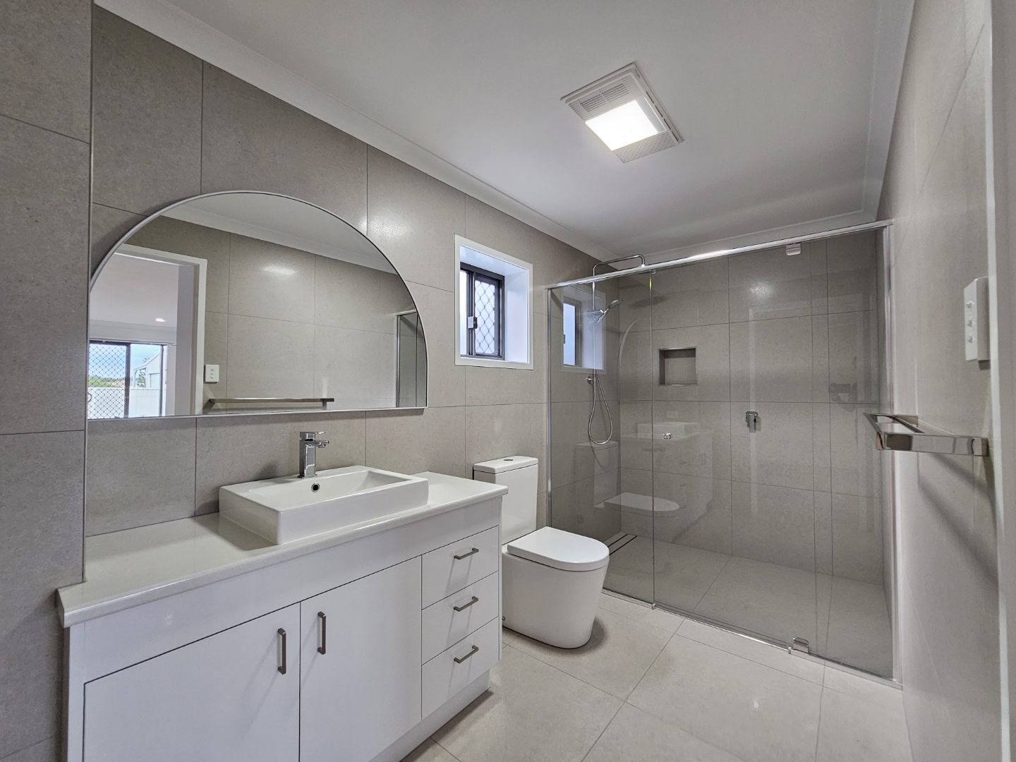 16 Fathom Court, BURRUM HEADS, QLD 4659 AUS