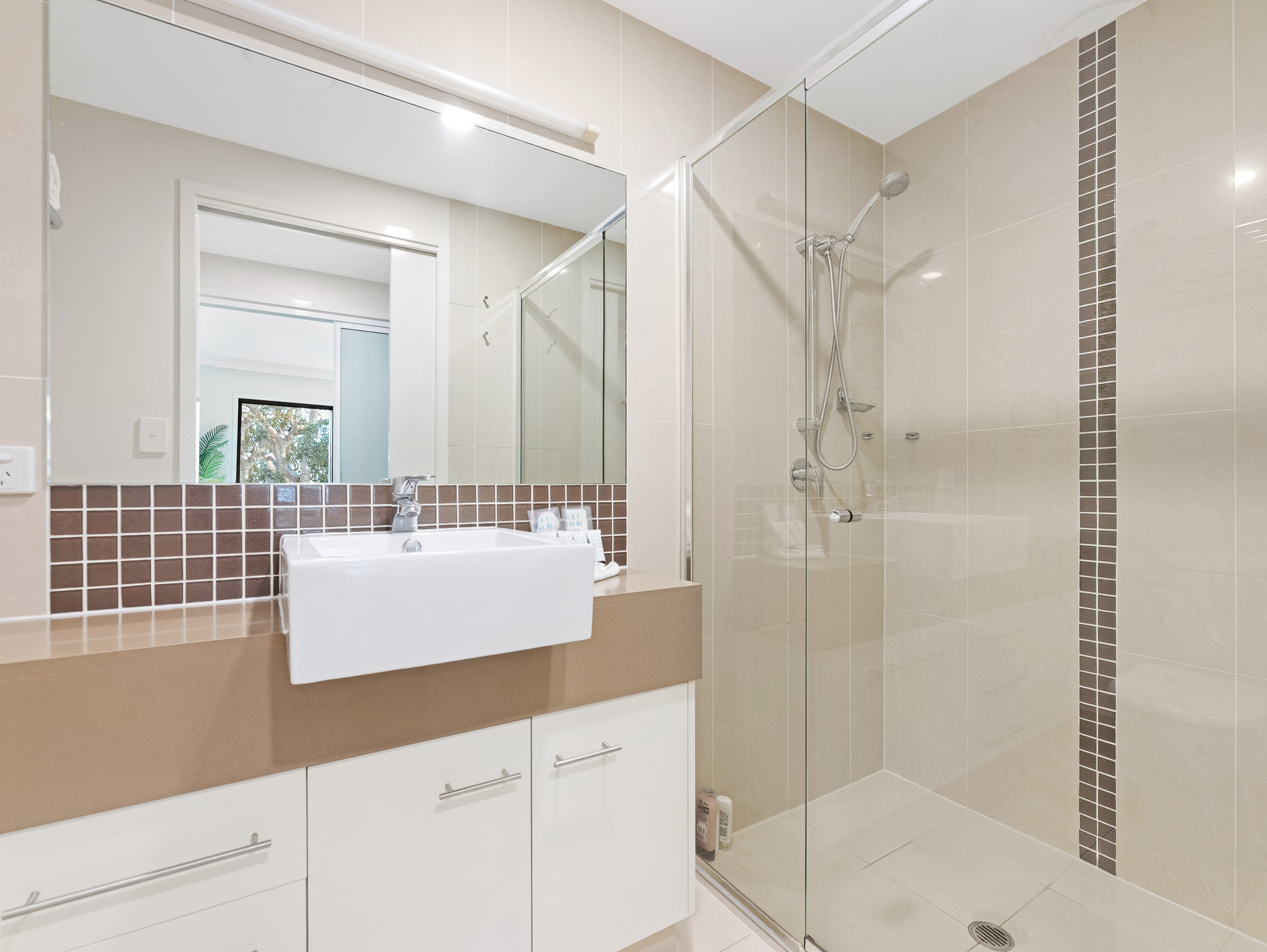 302/350 Esplanade, SCARNESS, QLD 4655 AUS