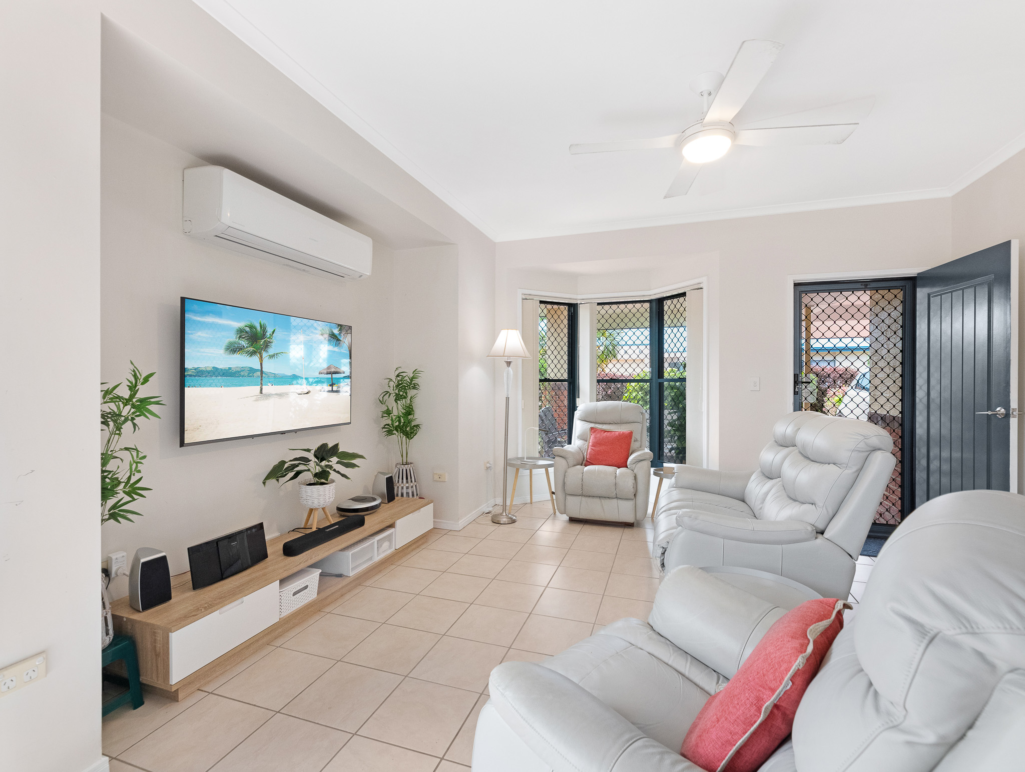 102/34-56 Elizabeth Street, URANGAN, QLD 4655 AUS