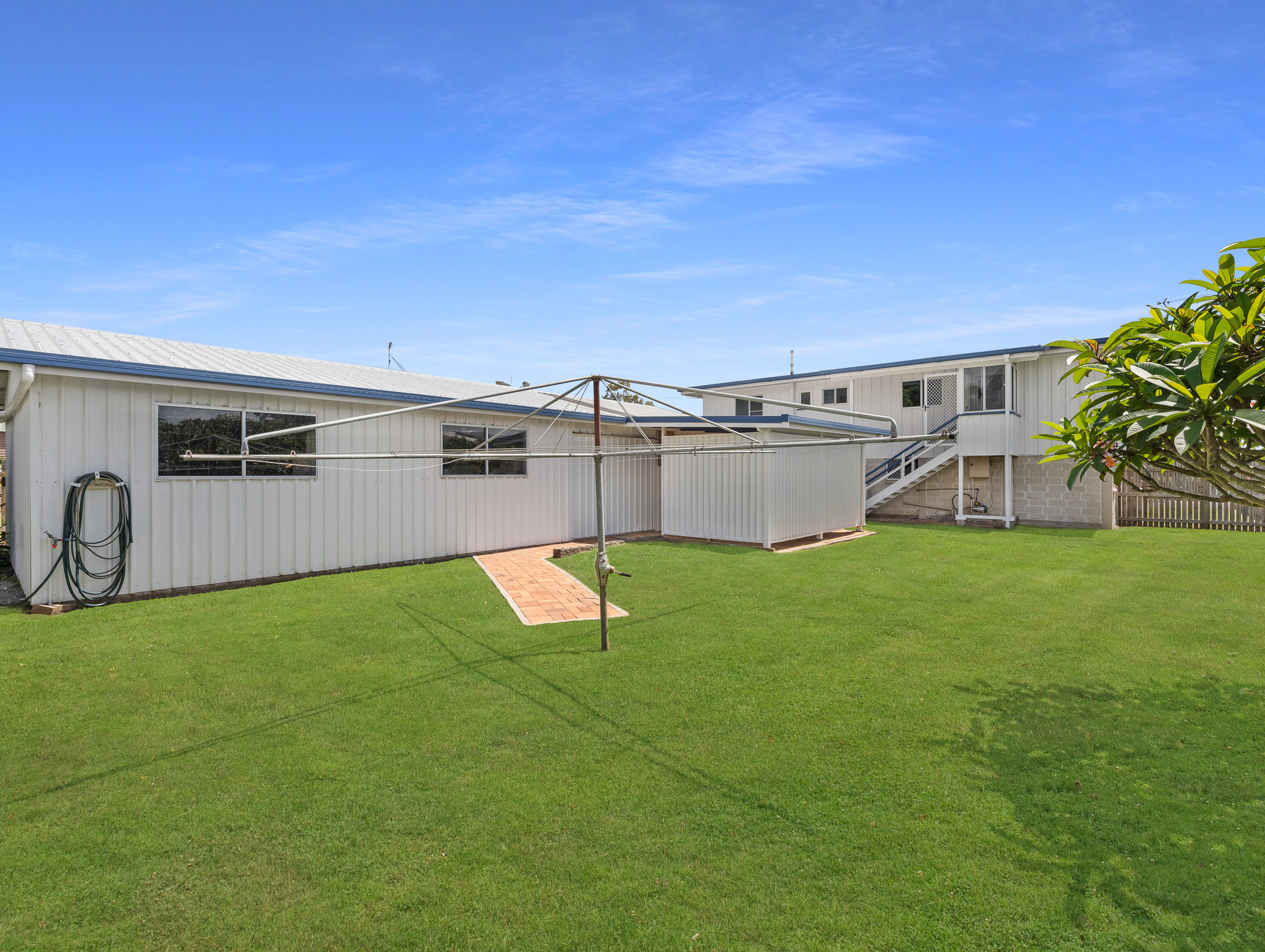 25 Flinders Street, POINT VERNON, QLD 4655 AUS