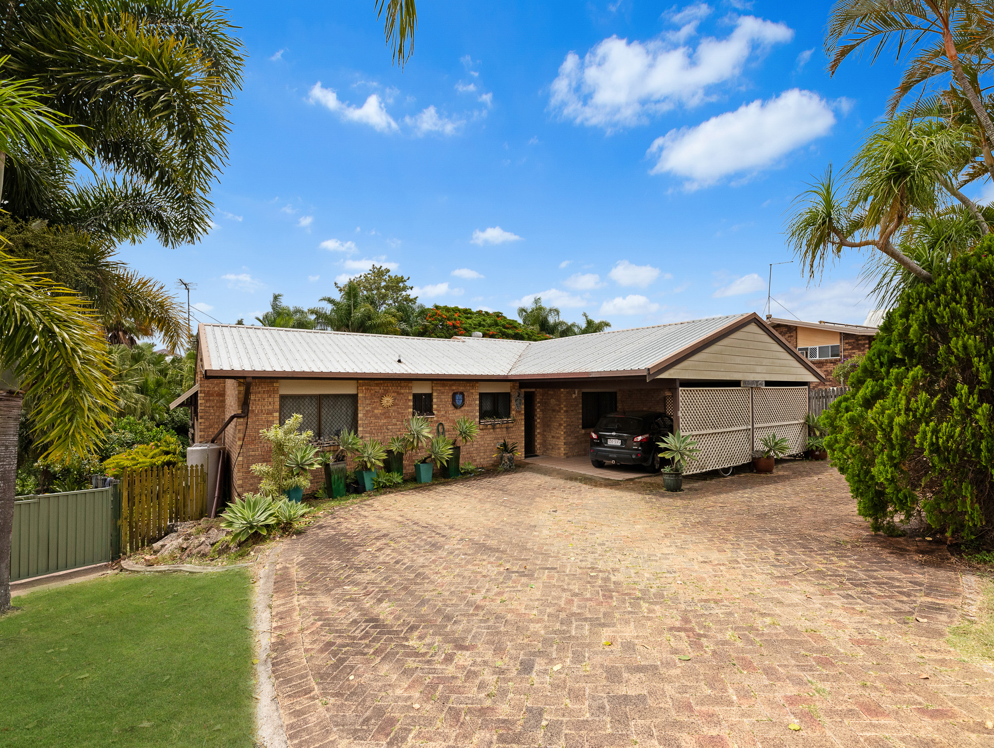 11 Awinya Court, URRAWEEN, QLD 4655 AUS