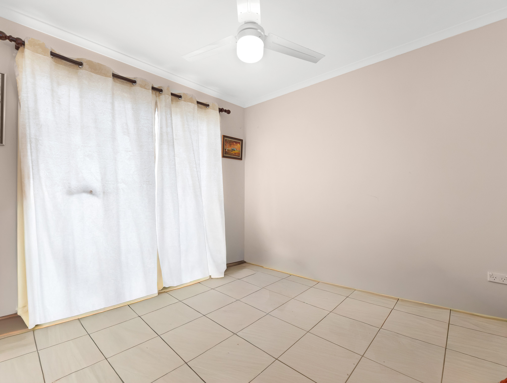 11 Awinya Court, URRAWEEN, QLD 4655 AUS