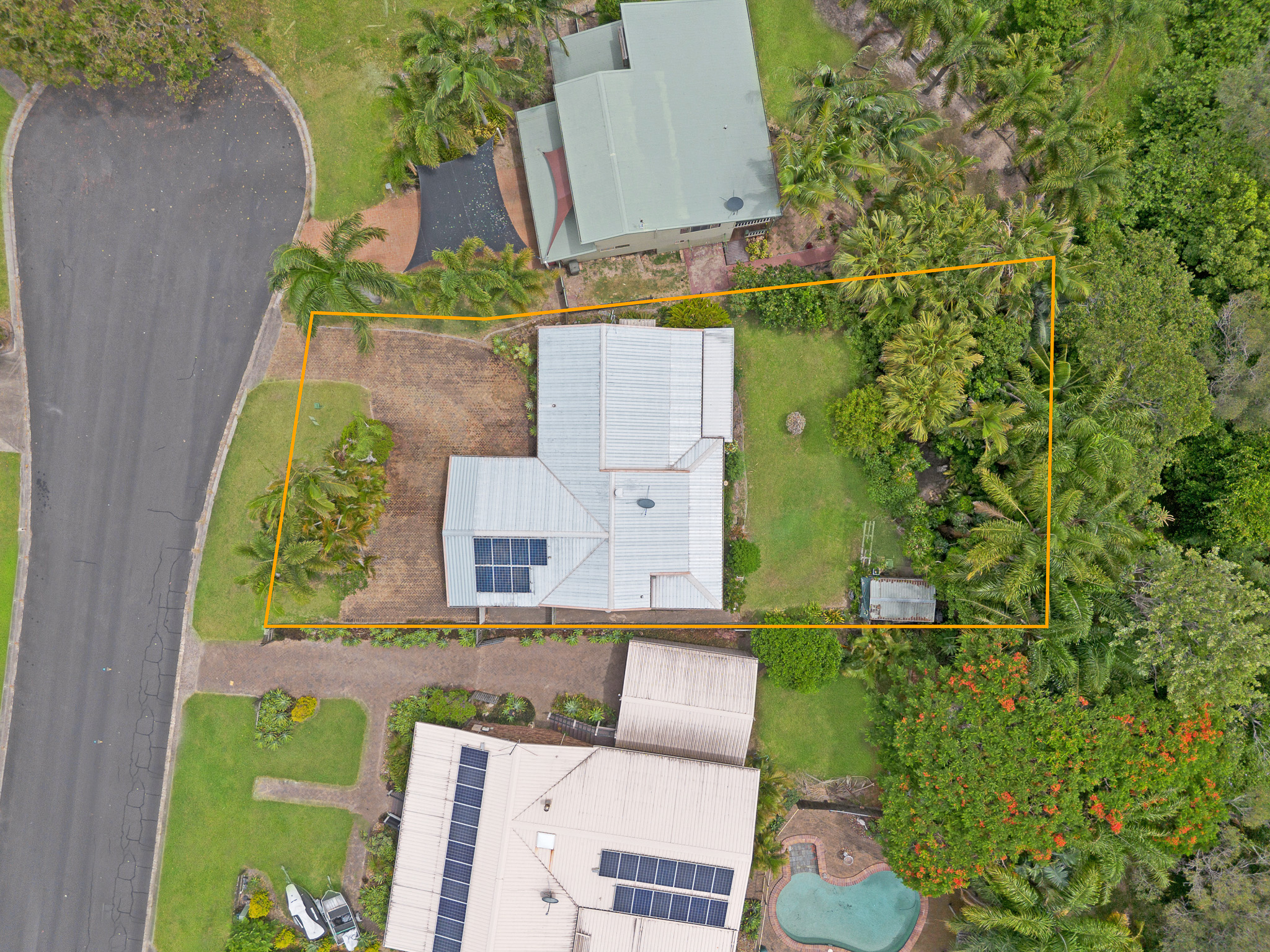 11 Awinya Court, URRAWEEN, QLD 4655 AUS