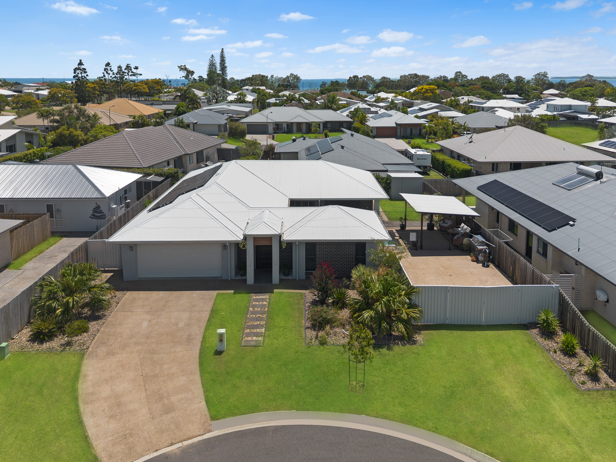 7 Regatta Court, PIALBA, QLD 4655 AUS