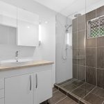 17 Campbell Street, TORQUAY, QLD 4655 AUS