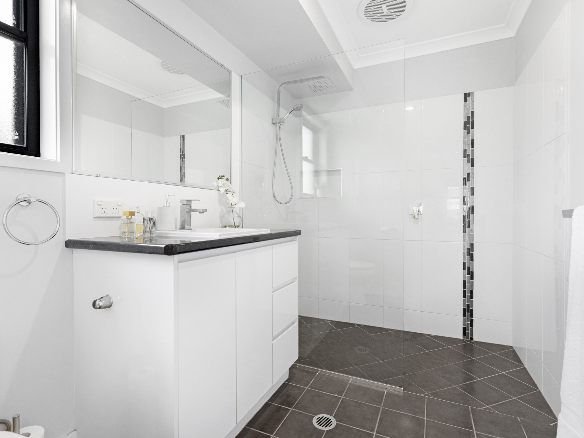 65 Pantlins Lane, URRAWEEN, QLD 4655 AUS