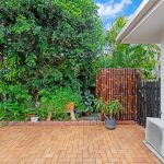 17 Campbell Street, TORQUAY, QLD 4655 AUS