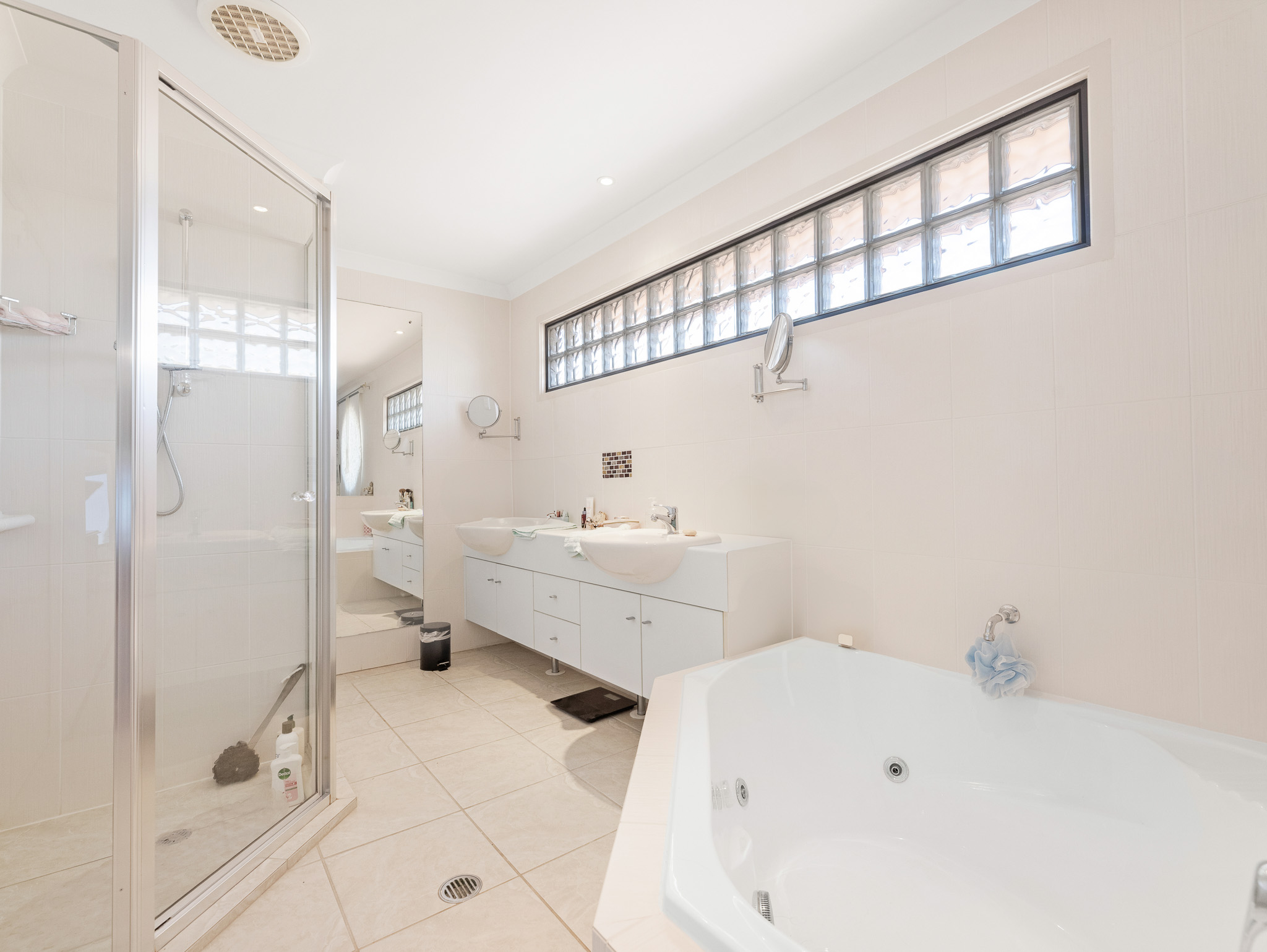 6/2 Barnstaple Street, TORQUAY, QLD 4655 AUS