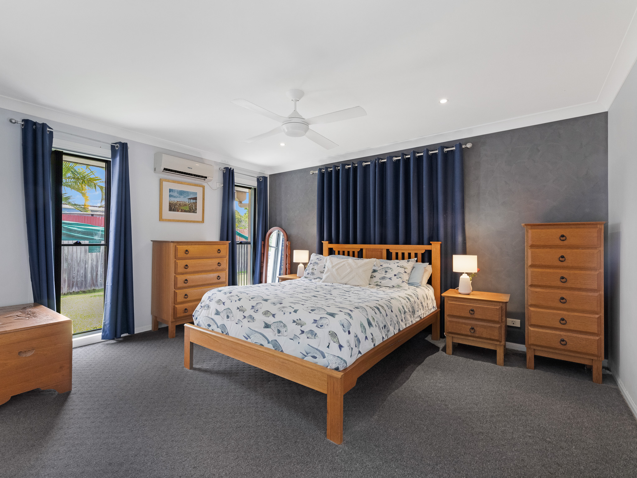 2 Walkers Road, URANGAN, QLD 4655 AUS