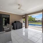 2 Walkers Road, URANGAN, QLD 4655 AUS