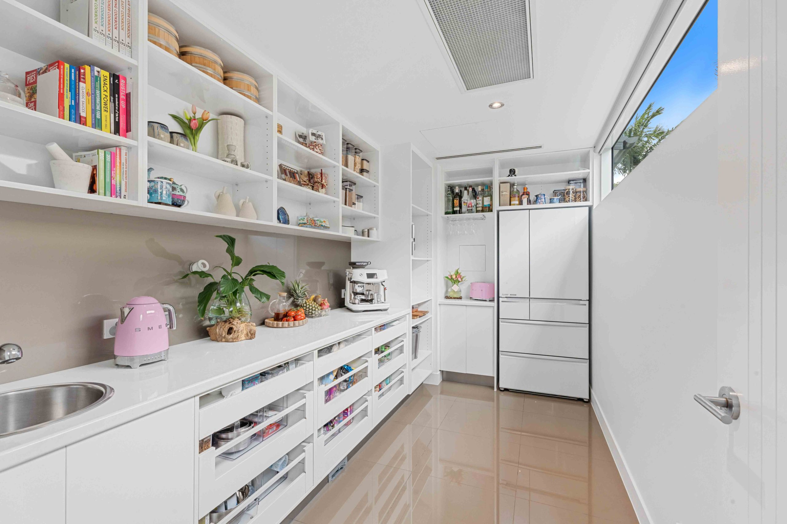 14 Regency Avenue, URRAWEEN, QLD 4655 AUS