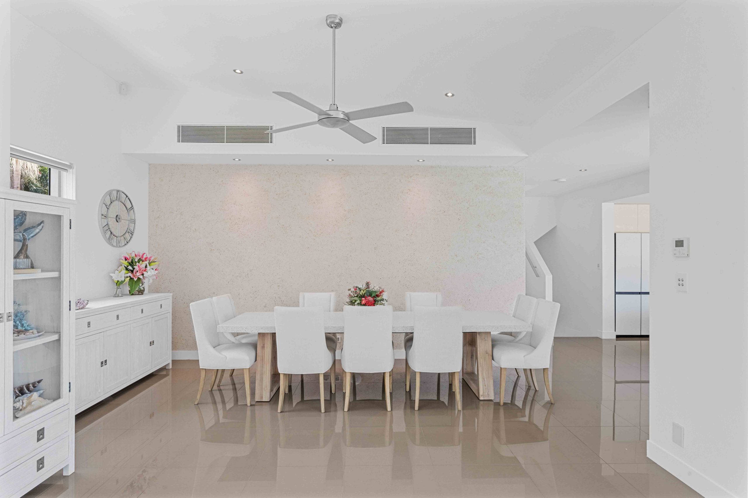 14 Regency Avenue, URRAWEEN, QLD 4655 AUS