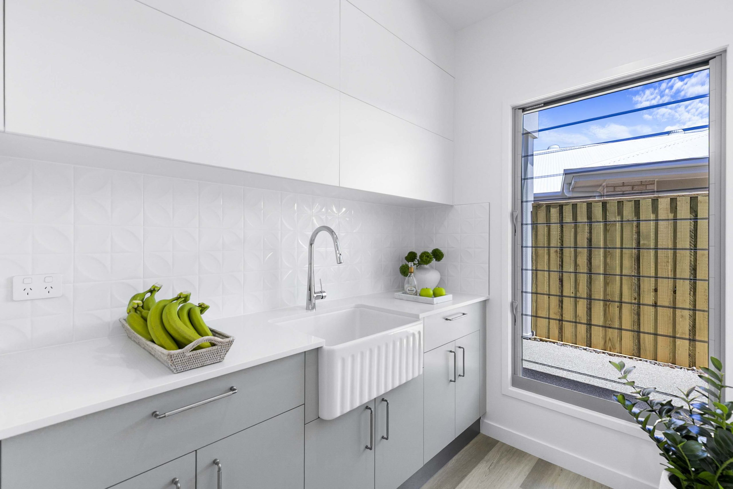 39 Oceanview Street, POINT VERNON, QLD 4655 AUS