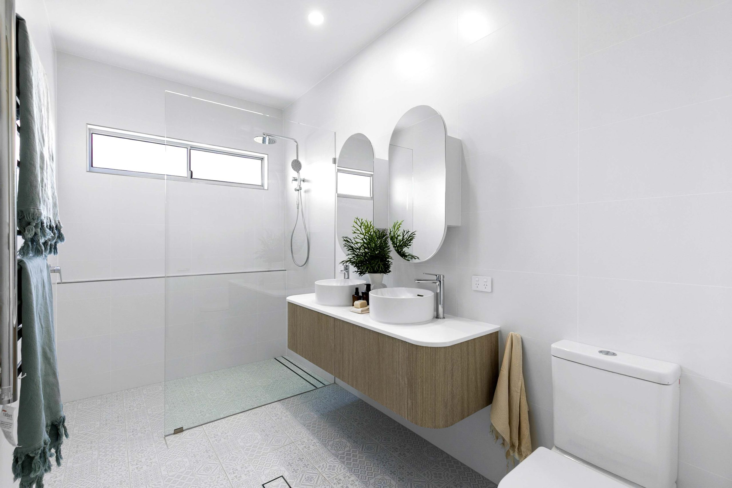 39 Oceanview Street, POINT VERNON, QLD 4655 AUS