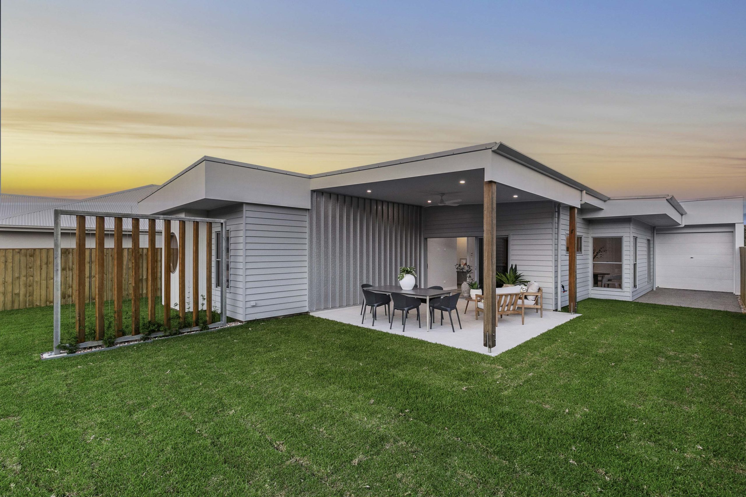 39 Oceanview Street, POINT VERNON, QLD 4655 AUS