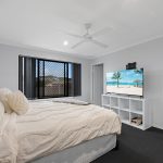 8 Tasman Drive, URRAWEEN, QLD 4655 AUS