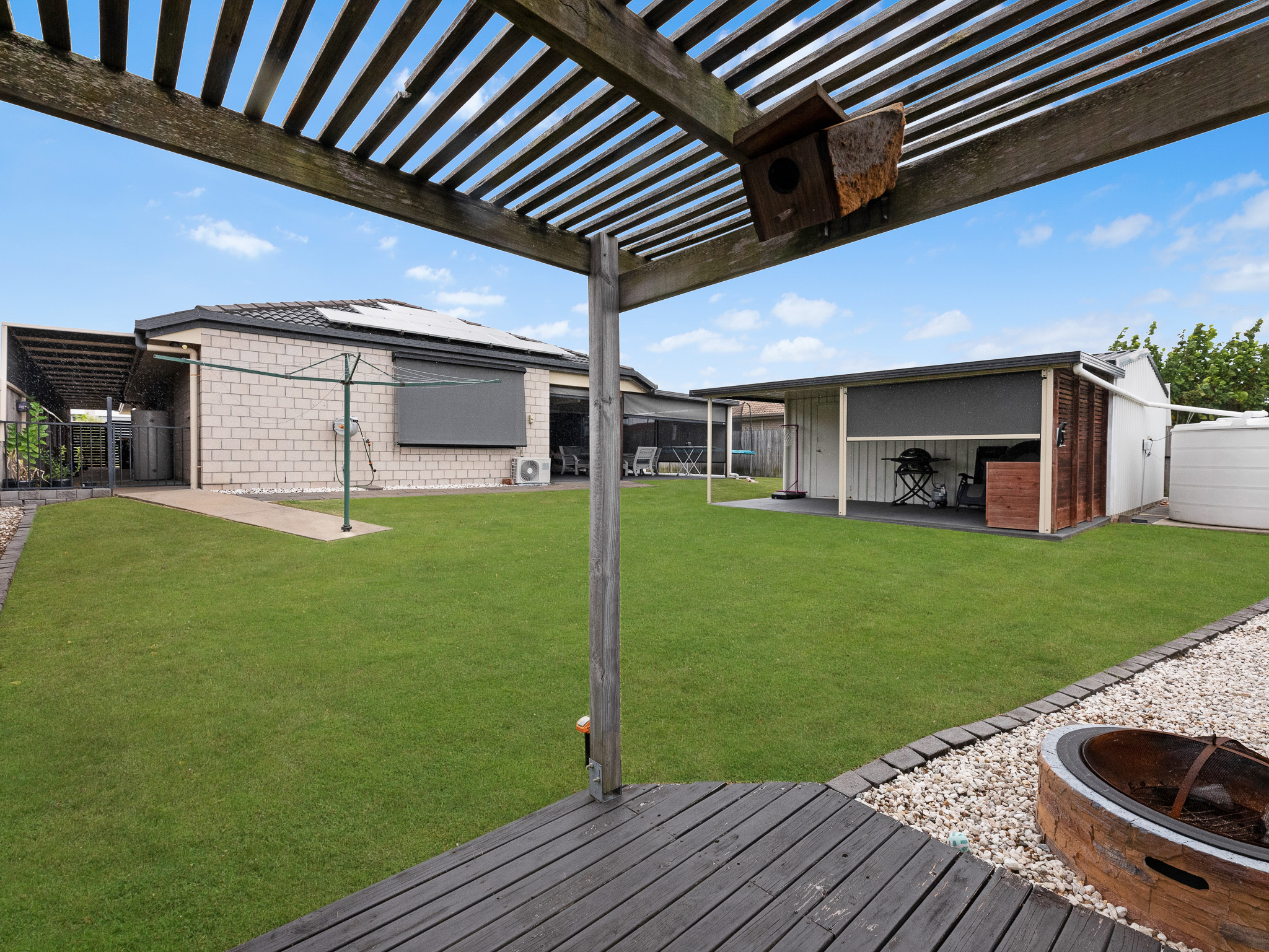 8 Tasman Drive, URRAWEEN, QLD 4655 AUS