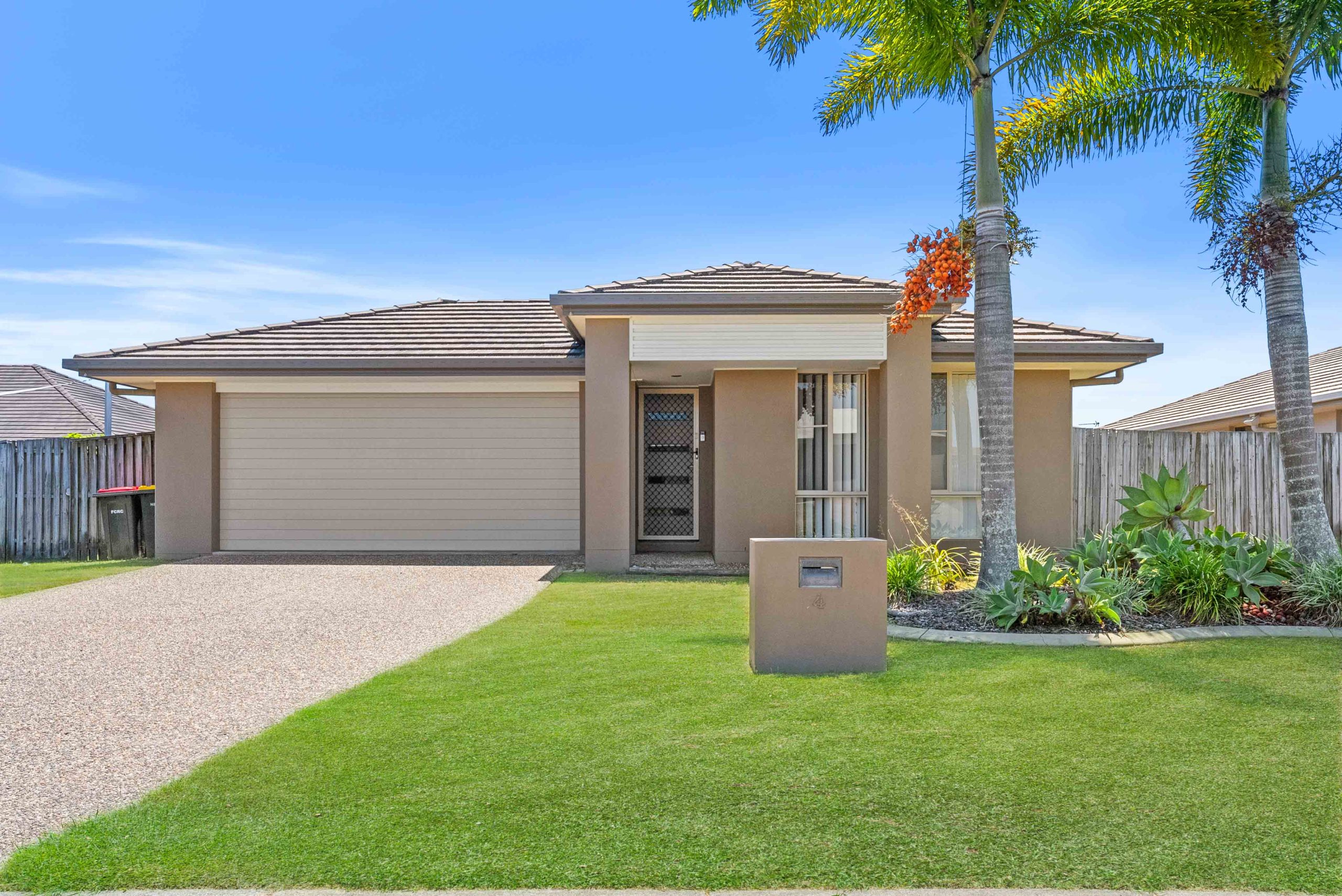 4 Parklink East Avenue, WONDUNNA, QLD 4655 AUS
