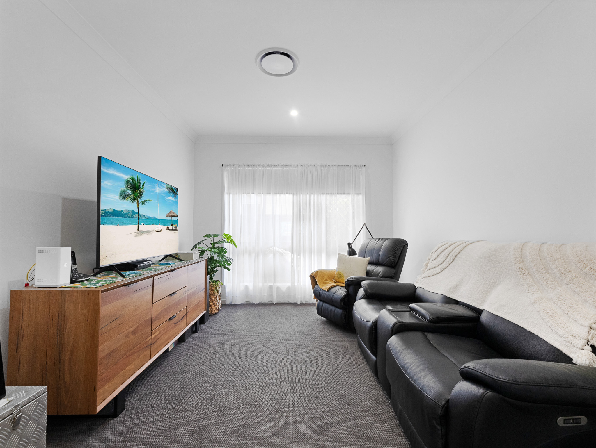 42 Seagull Circuit, POINT VERNON, QLD 4655 AUS