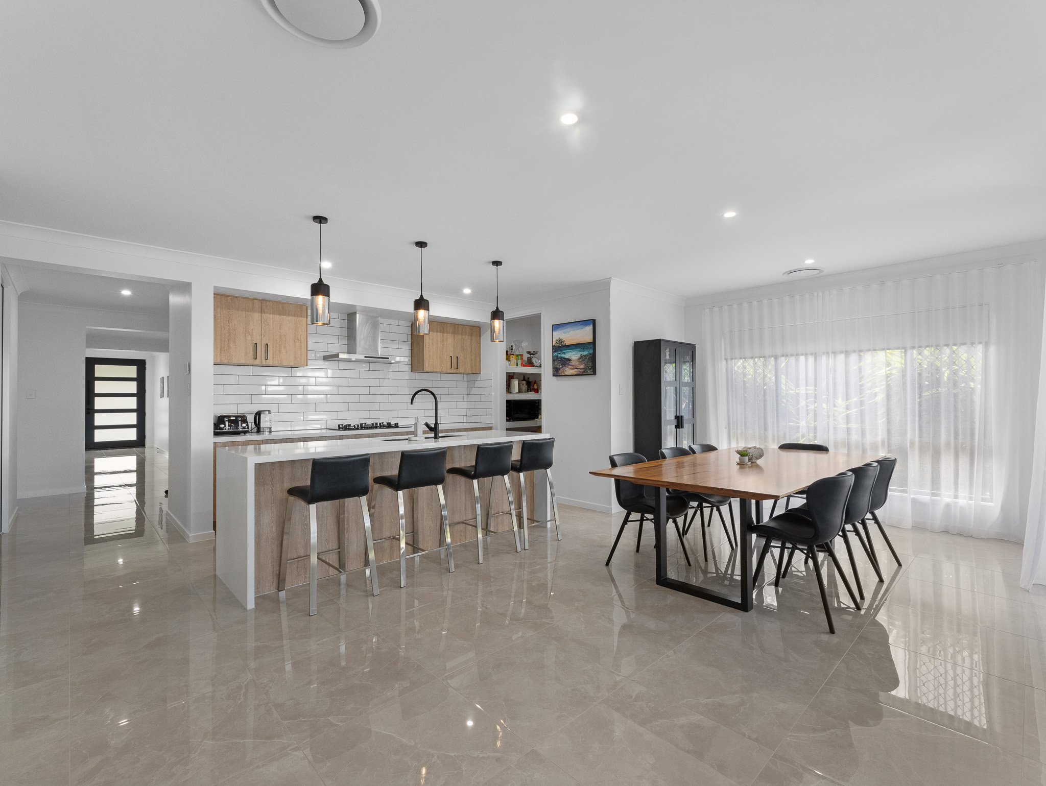 42 Seagull Circuit, POINT VERNON, QLD 4655 AUS