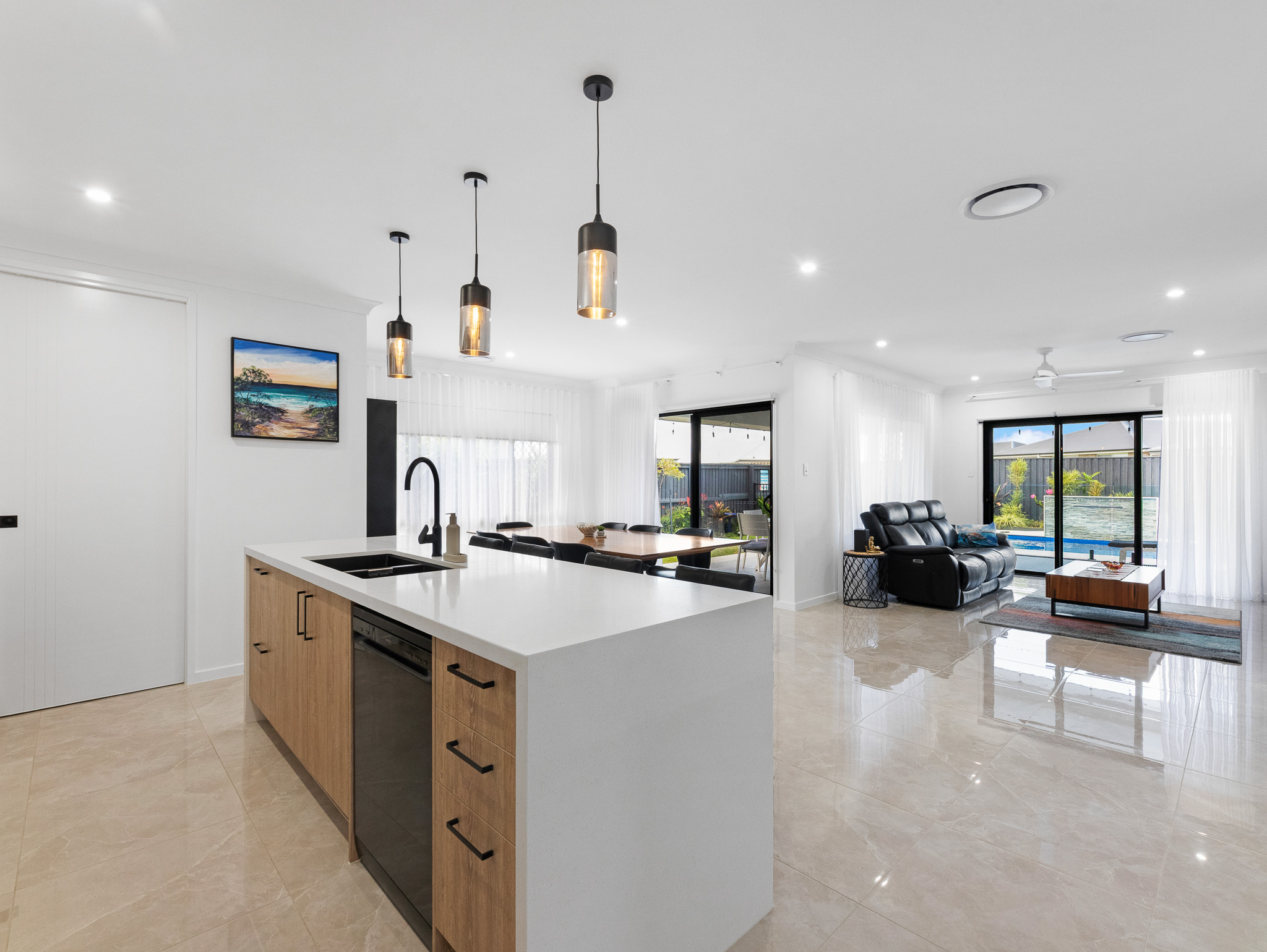 42 Seagull Circuit, POINT VERNON, QLD 4655 AUS