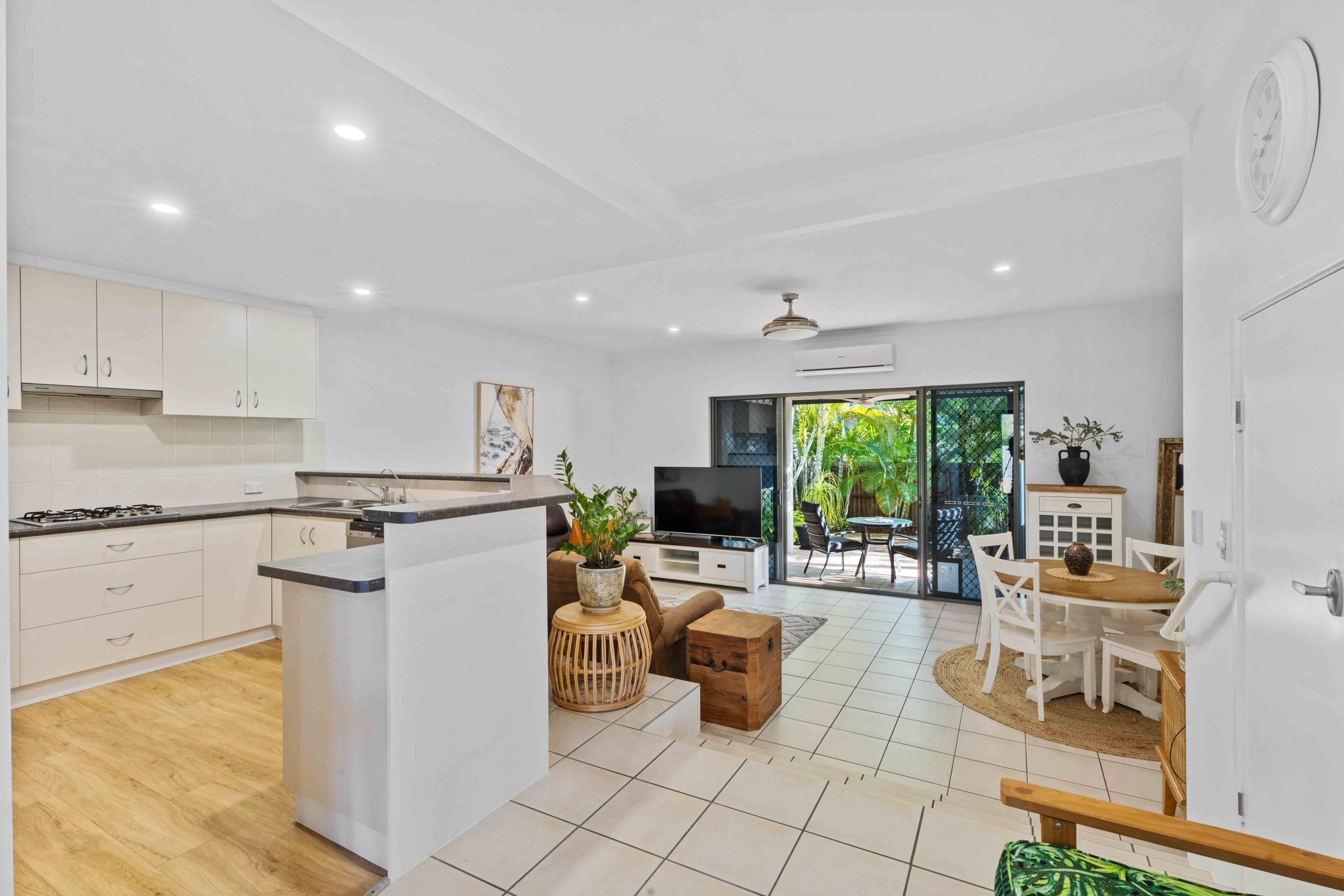 11/30 East Street, SCARNESS, QLD 4655 AUS