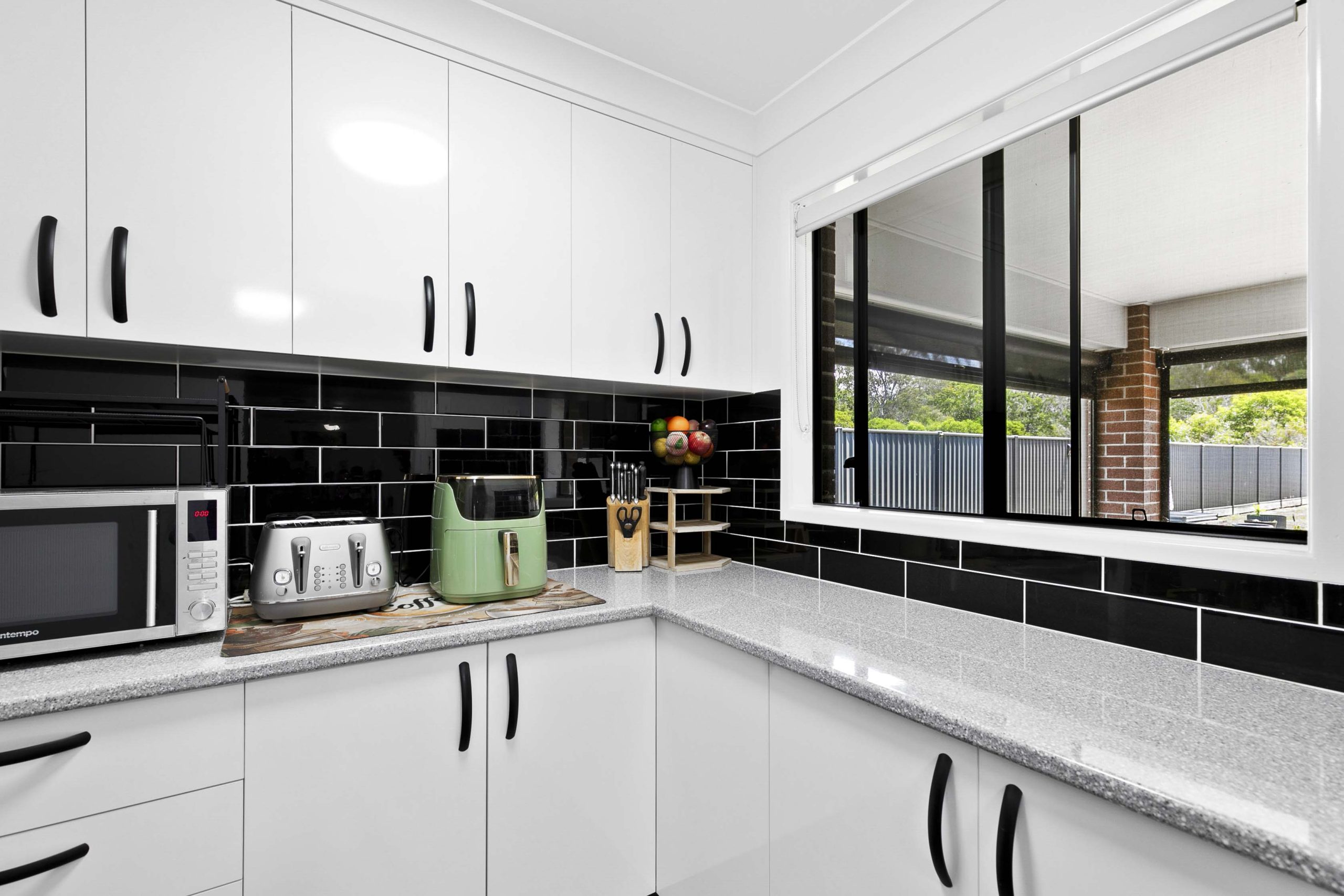 11 Bonita Court, URANGAN, QLD 4655 AUS