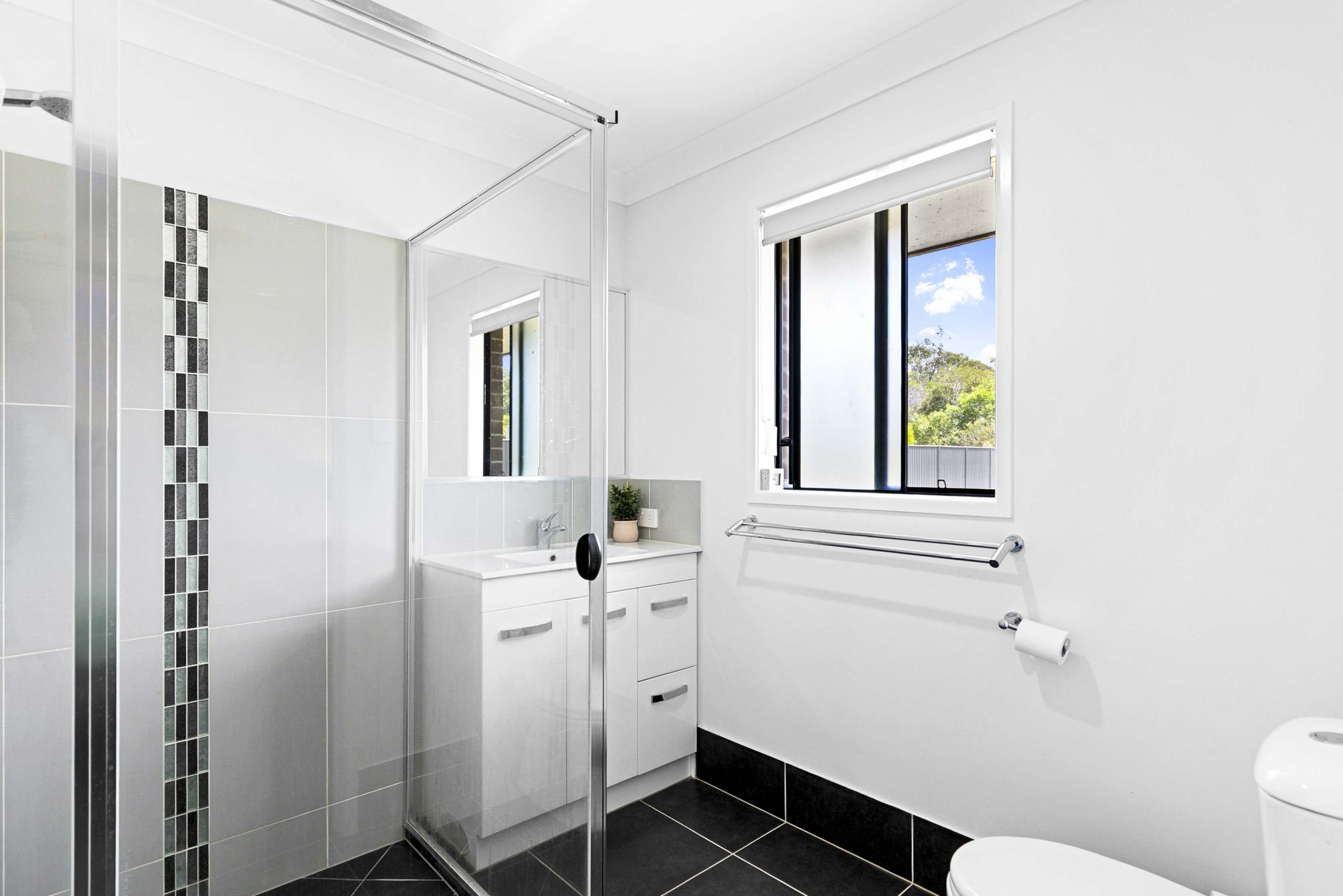 11 Bonita Court, URANGAN, QLD 4655 AUS