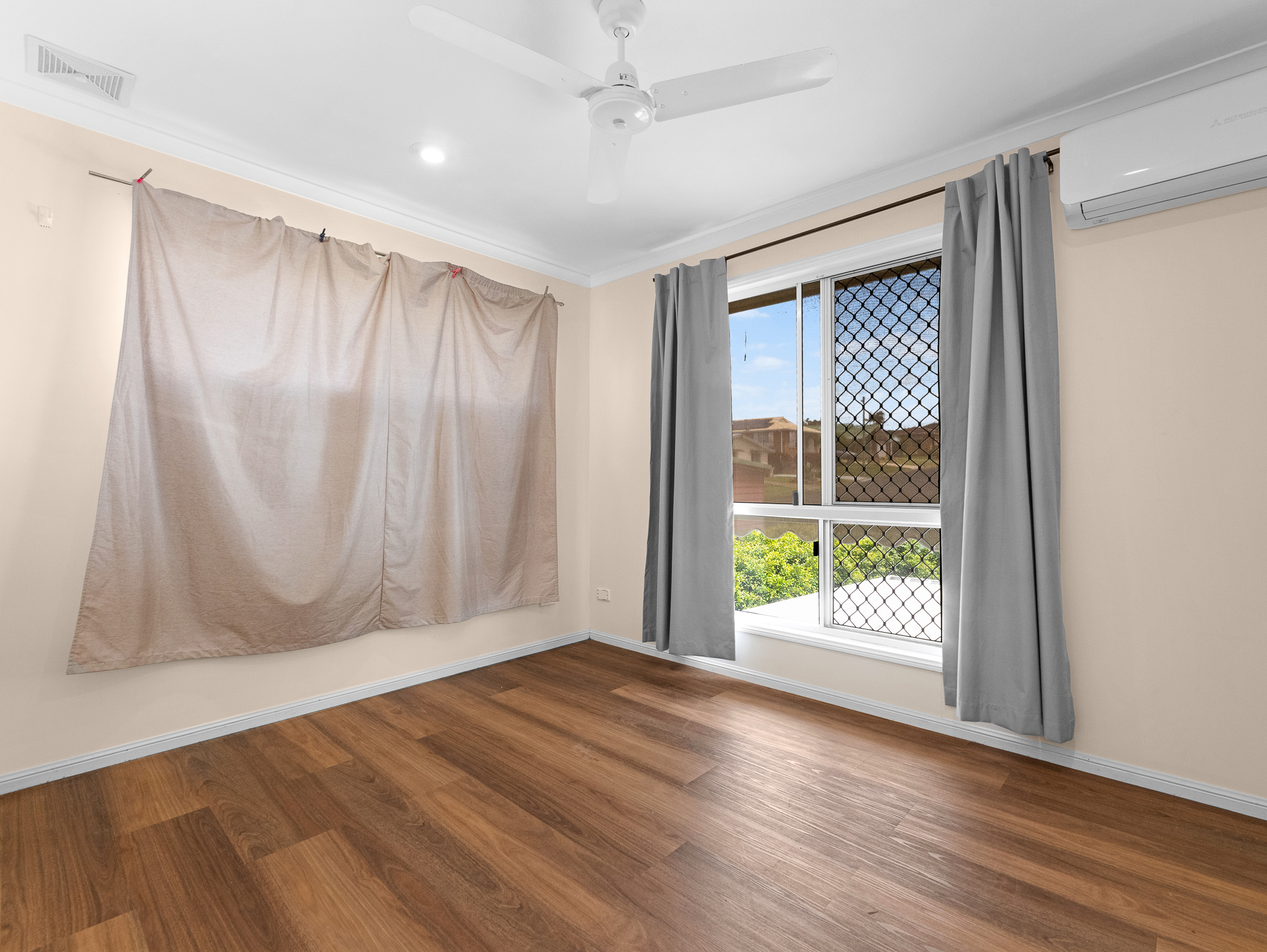 6 Tenimby Street, PIALBA, QLD 4655 AUS