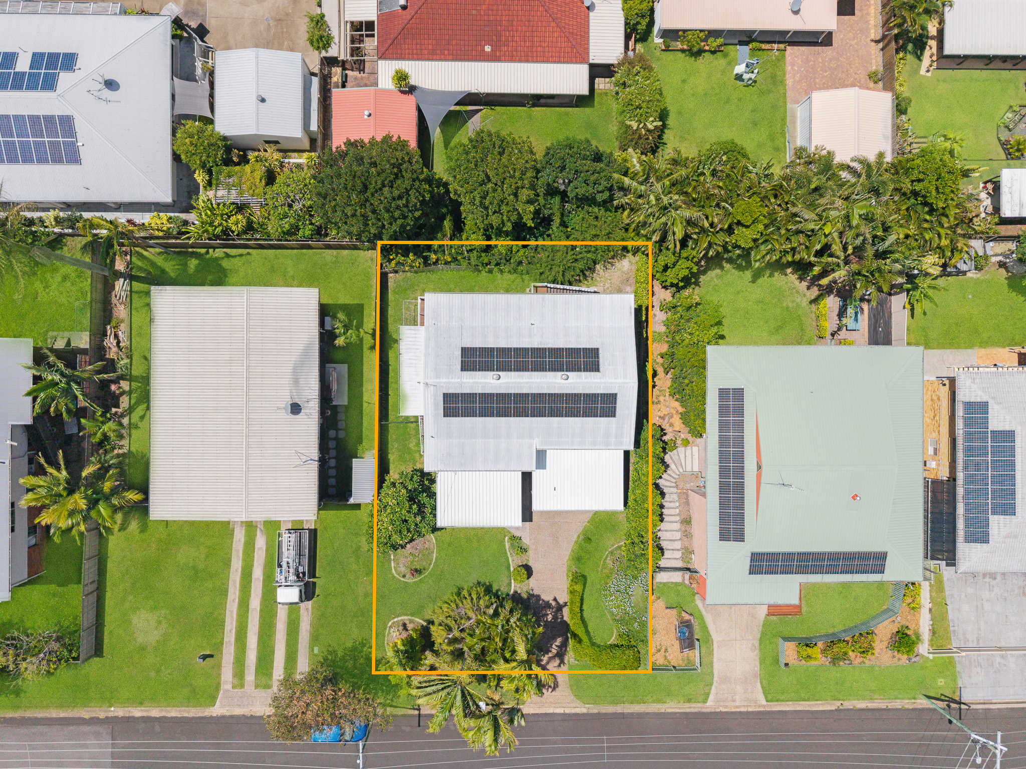 6 Tenimby Street, PIALBA, QLD 4655 AUS