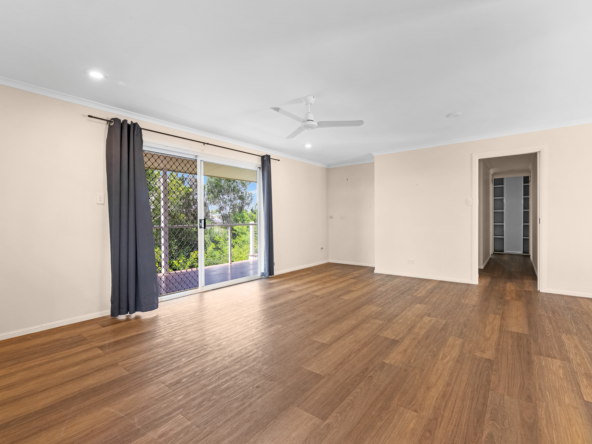 6 Tenimby Street, PIALBA, QLD 4655 AUS