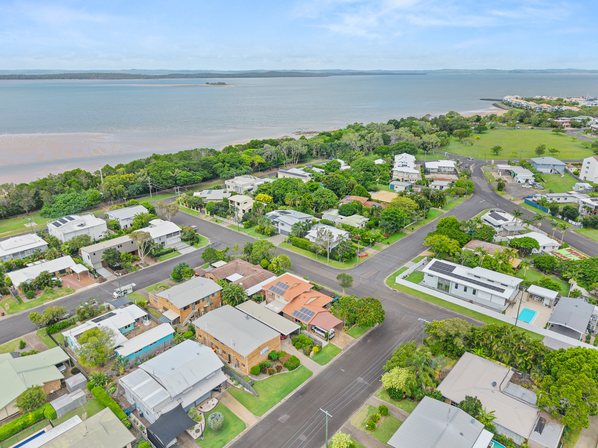 82 Hibiscus Street, URANGAN, QLD 4655 AUS