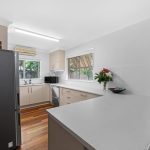 17 Campbell Street, TORQUAY, QLD 4655 AUS