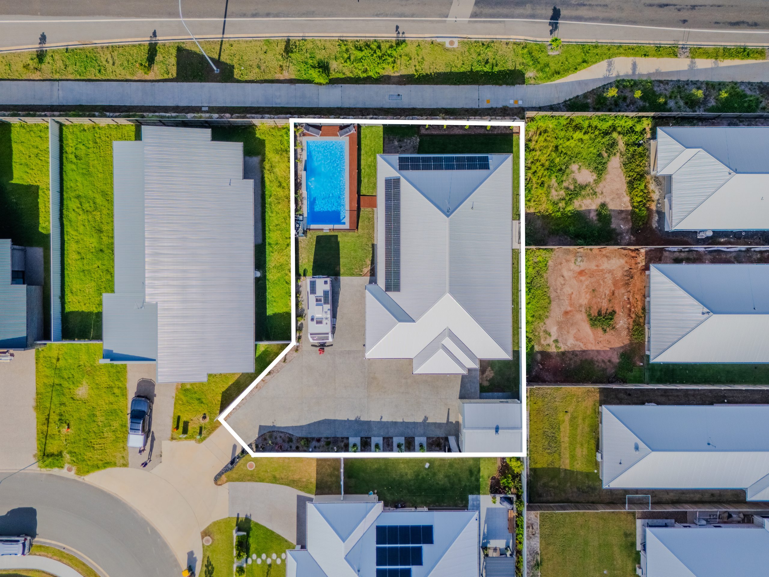 13 Mataranka Circuit, NIKENBAH, QLD 4655 AUS