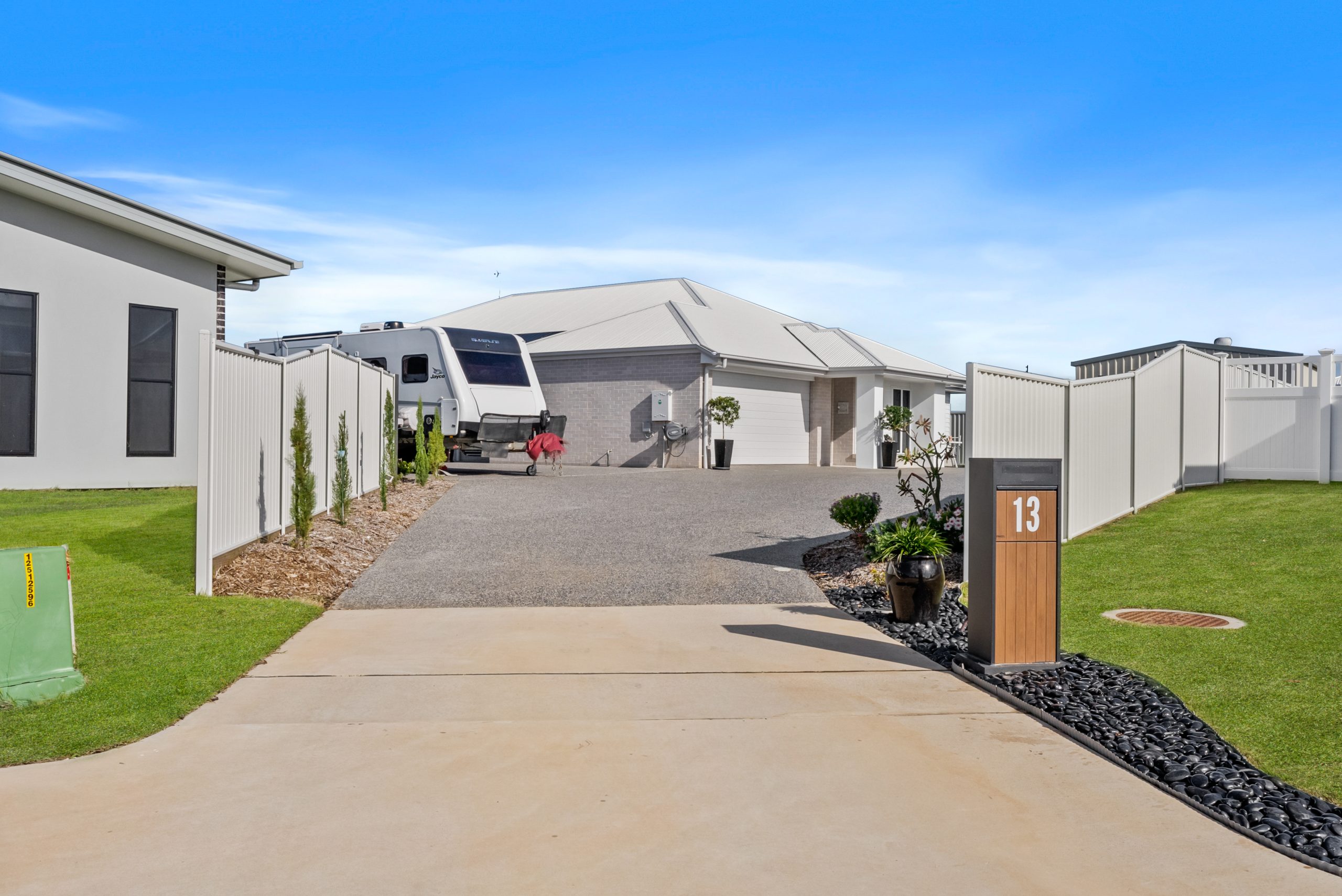 13 Mataranka Circuit, NIKENBAH, QLD 4655 AUS