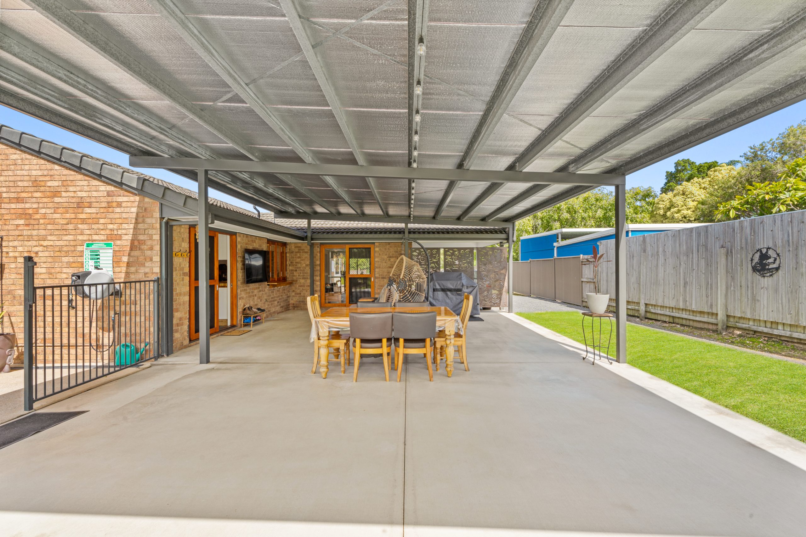 38 Ladbroke Crescent, URANGAN, QLD 4655 AUS