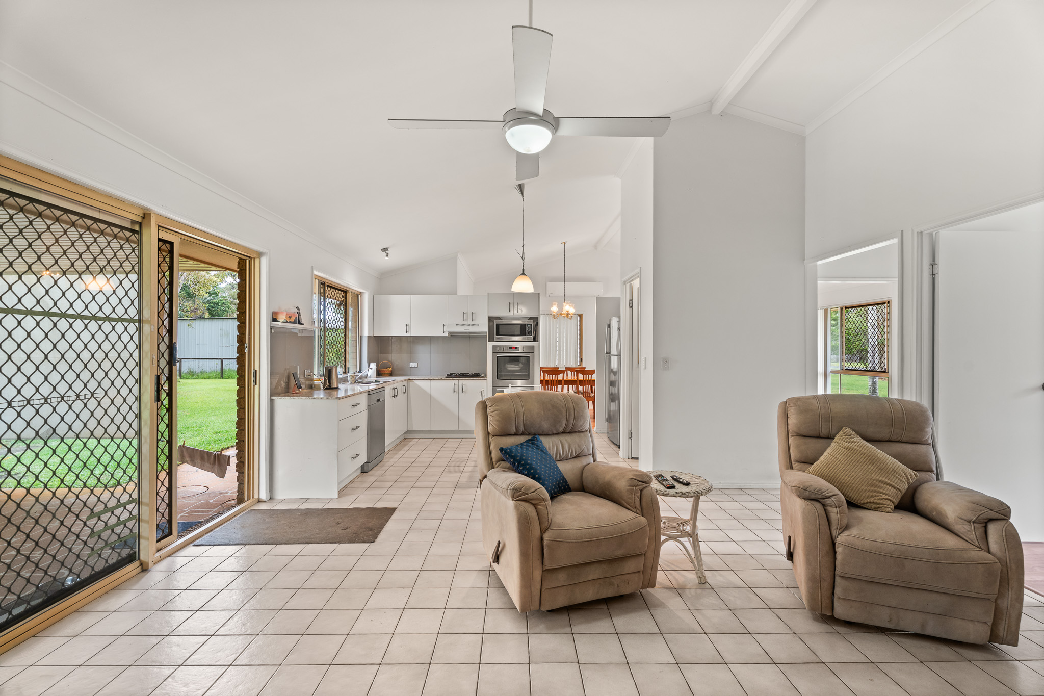 36 Marlin Street, KAWUNGAN, QLD 4655 AUS