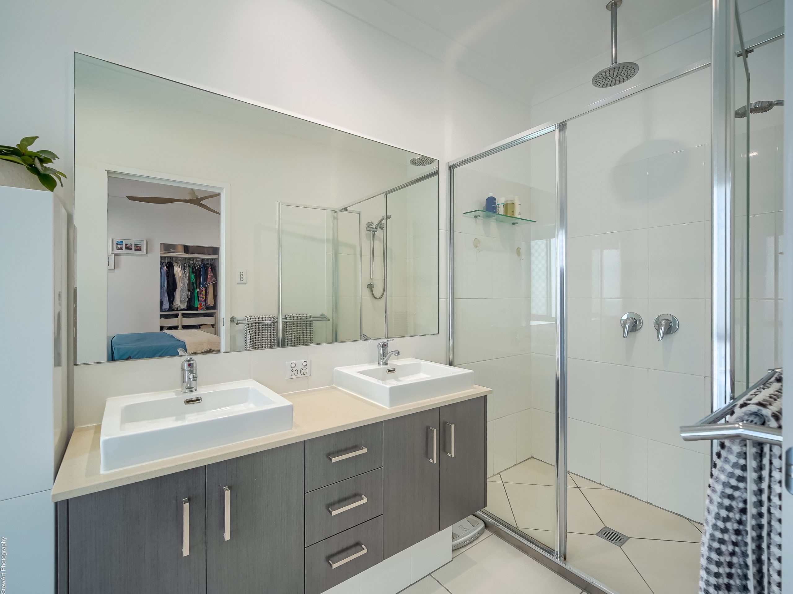 7 Seacrest Drive, WONDUNNA, QLD 4655 AUS