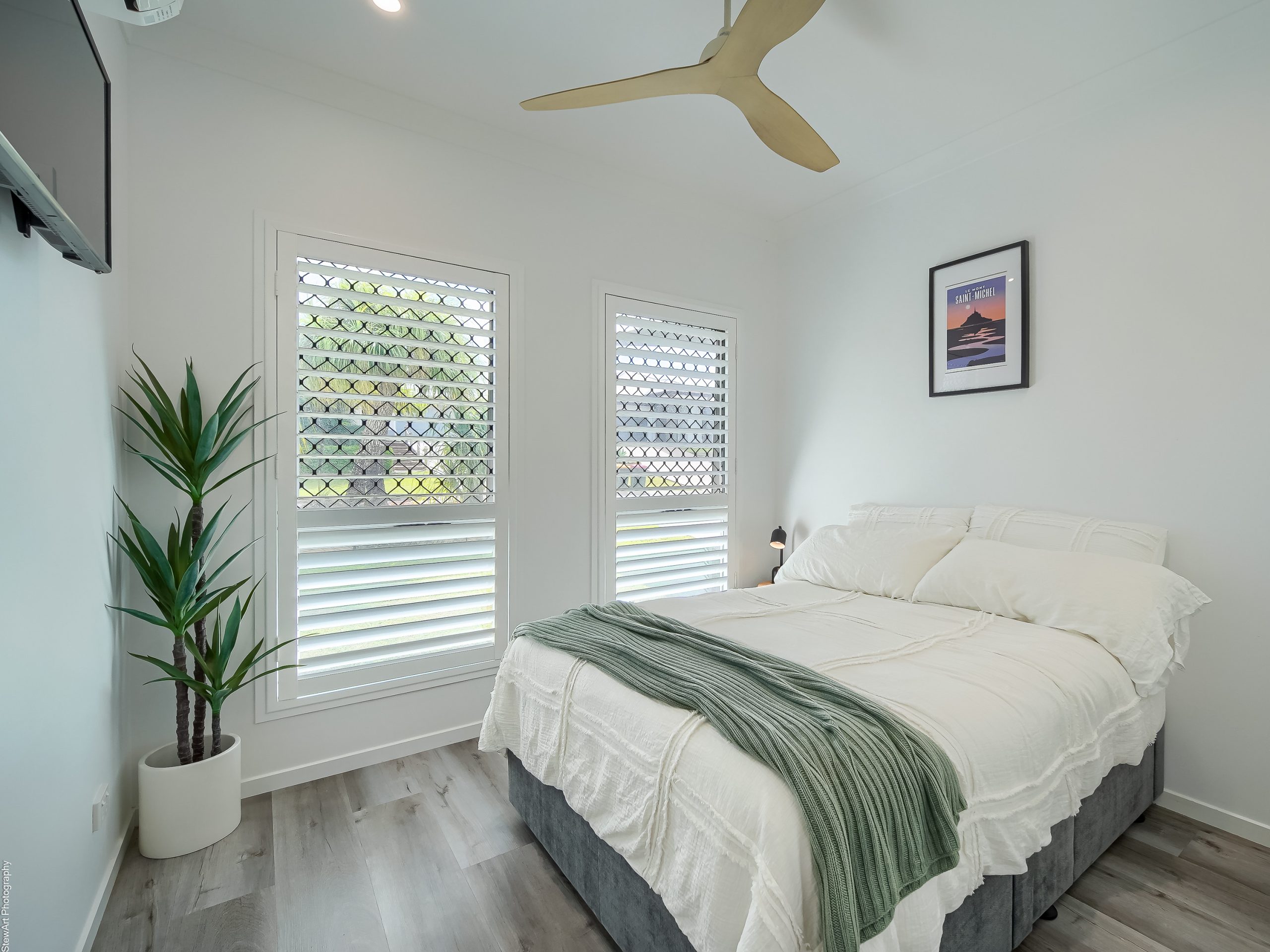 7 Seacrest Drive, WONDUNNA, QLD 4655 AUS