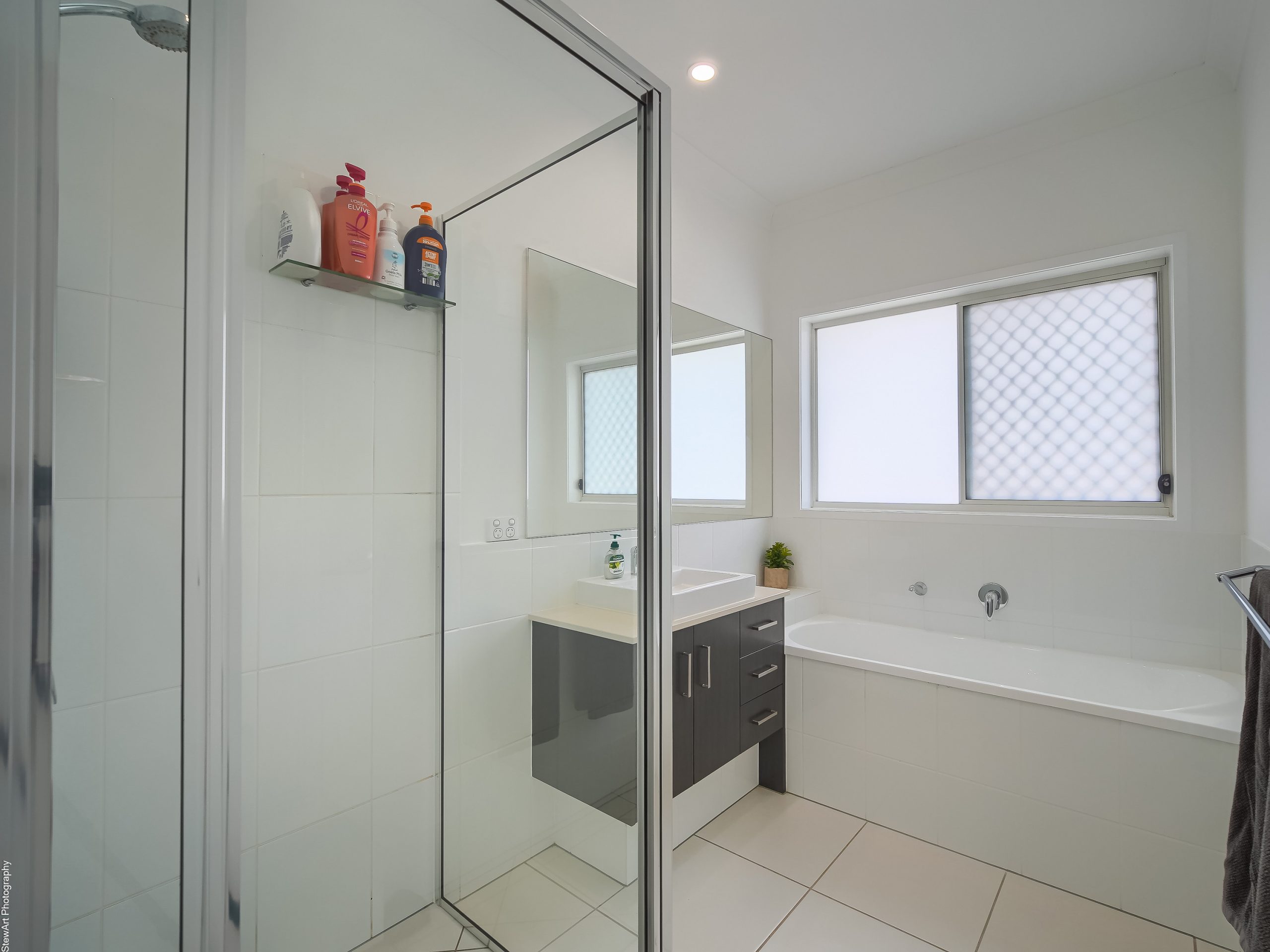 7 Seacrest Drive, WONDUNNA, QLD 4655 AUS